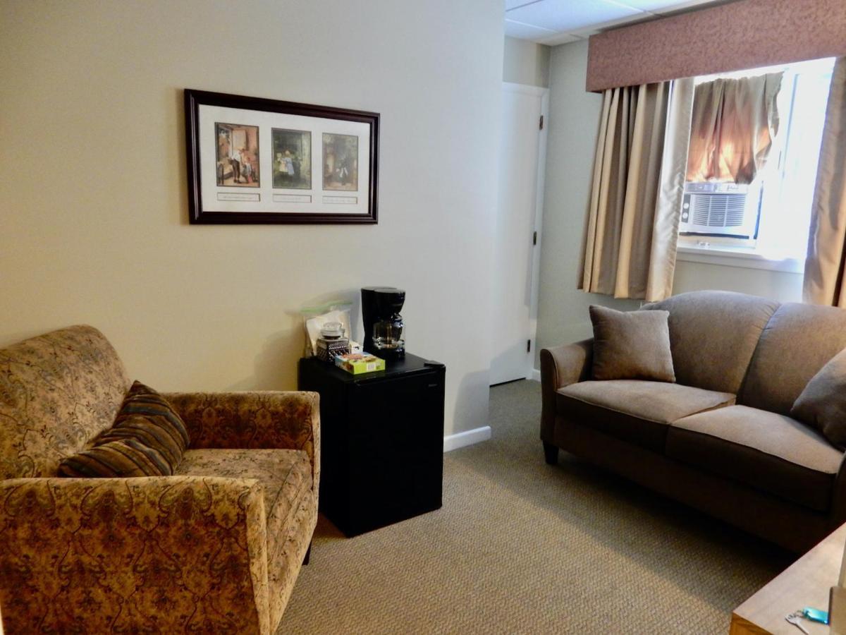 Garden Grove Retreat & Lodging Near Pictured Rocks, Fayette, Trails Exterior photo