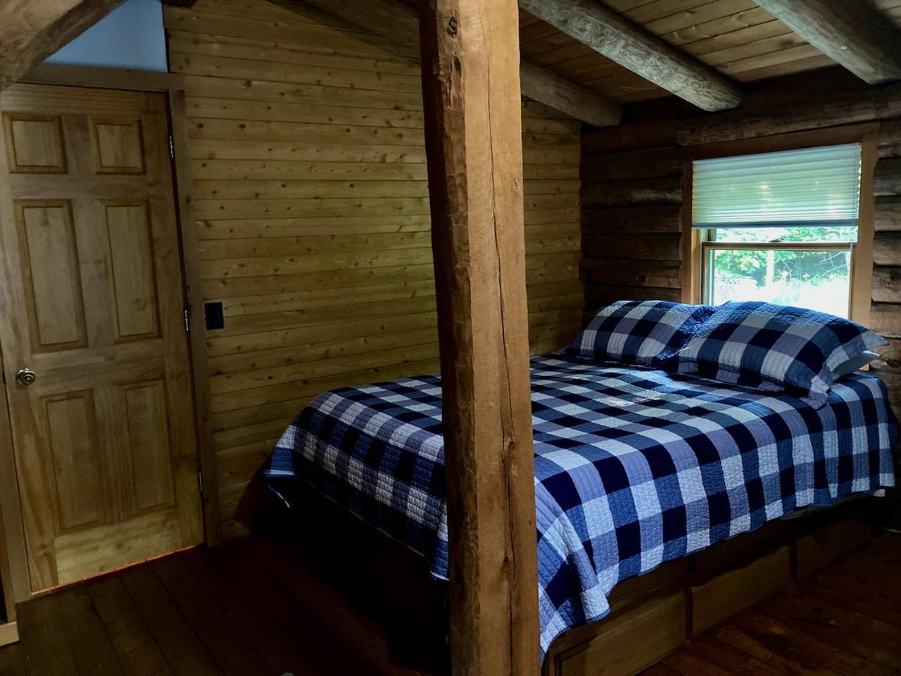 Garden Grove Retreat & Lodging Near Pictured Rocks, Fayette, Trails Exterior photo