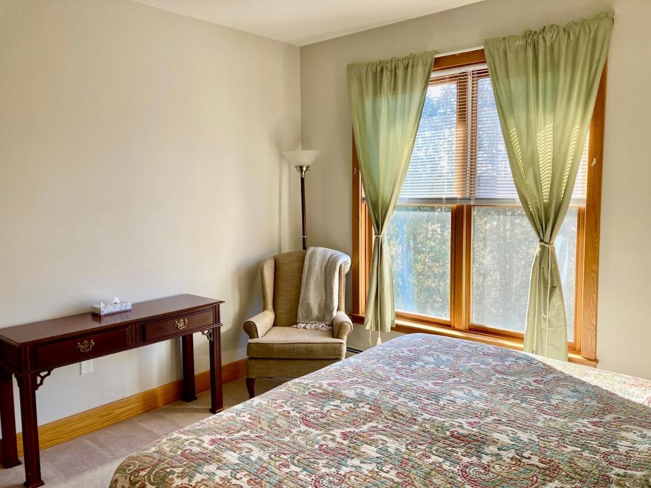 Garden Grove Retreat & Lodging Near Pictured Rocks, Fayette, Trails Exterior photo