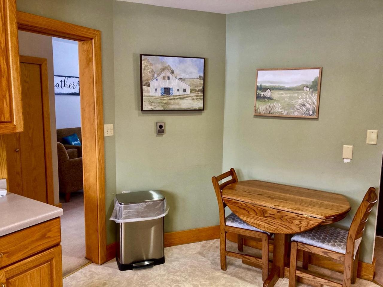 Garden Grove Retreat & Lodging Near Pictured Rocks, Fayette, Trails Exterior photo